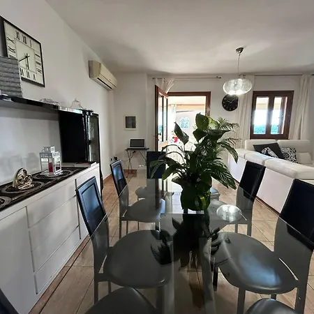 La Casa Dei Fenicotteri Frühstückspension Olbia